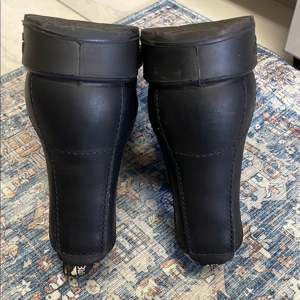 Worn 1x Blundstone Men's Black Leather Boots - Picture 4 of 6